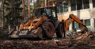 Расчистка участка Михайловка, цена от 5137 руб.