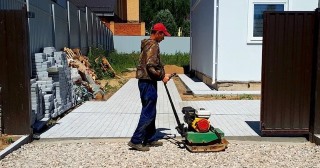 Устройство въезда на участок Михайловка, цена от 50338 руб.